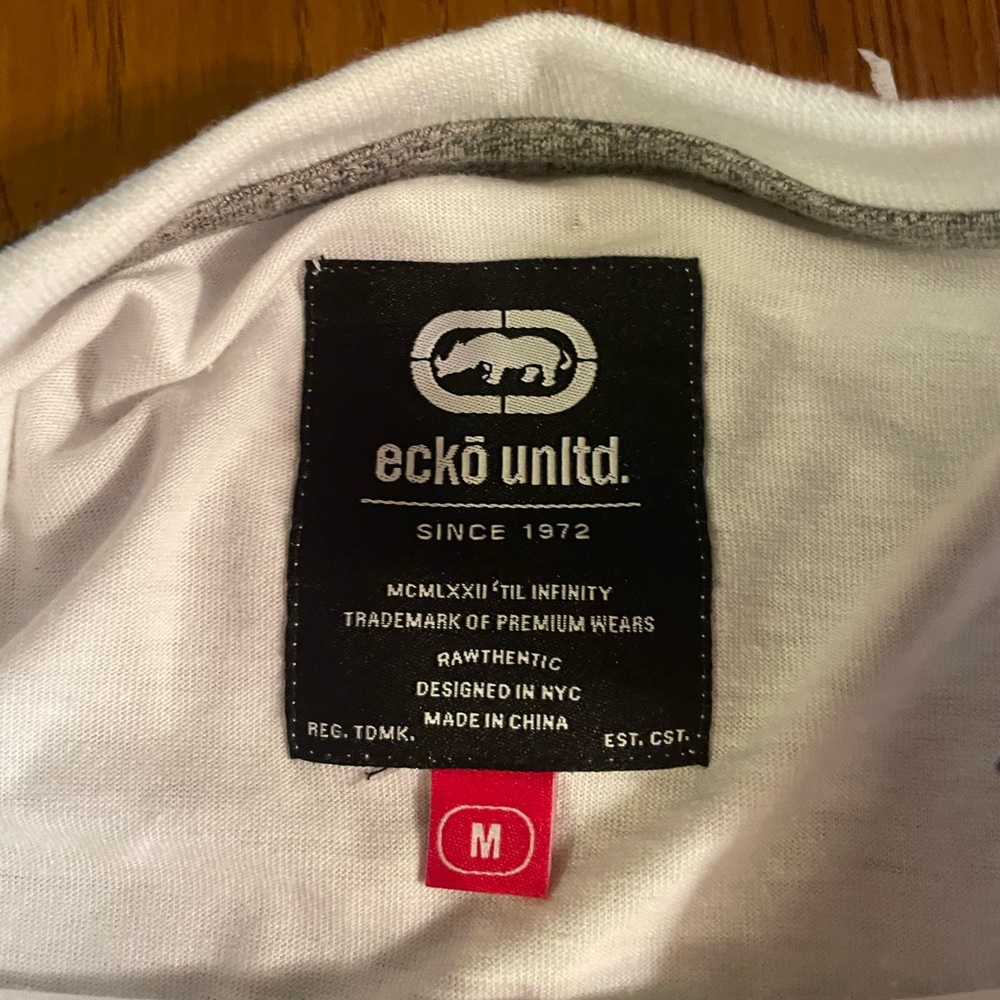 White Ecko Unltd Men’s medium t shirt